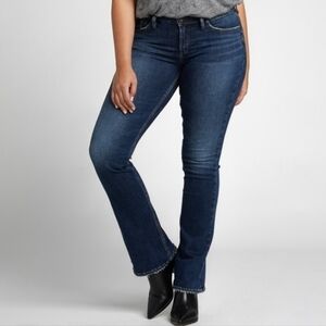 SILVER Jeans Aiko Flap Bootcut 31x33